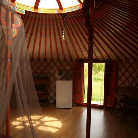 Yurta Cloe Luxusní stan Torino di Sangro